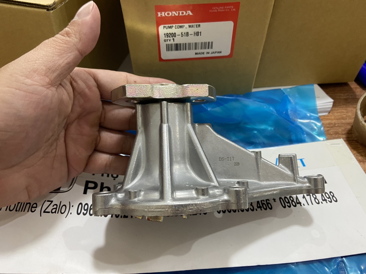 Bơm nước làm mát động cơ xe Honda HRV